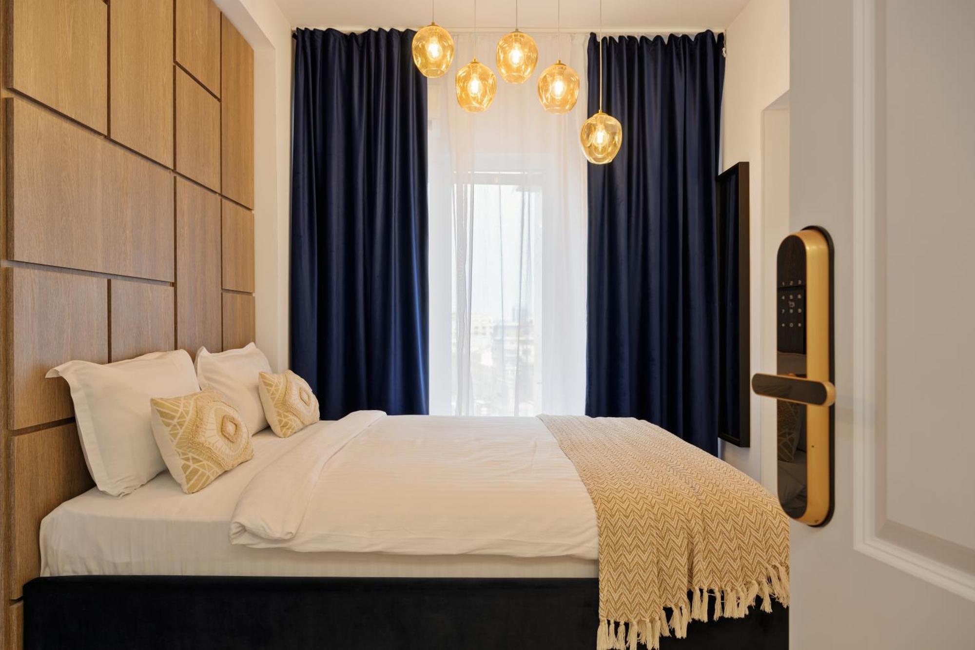 Royal - Luxury B - Old - Victoriei Appartamento